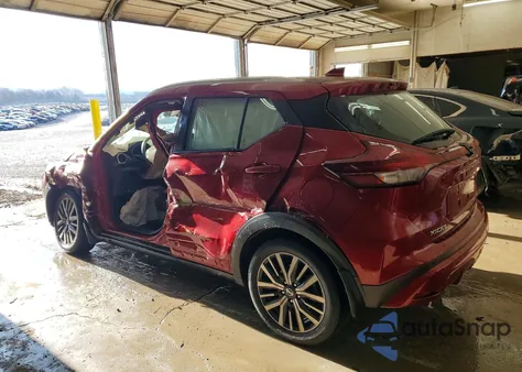 2021 Nissan Kicks Sv z USA, uszkodzony, nr VIN 3N1CP5CV0ML554292